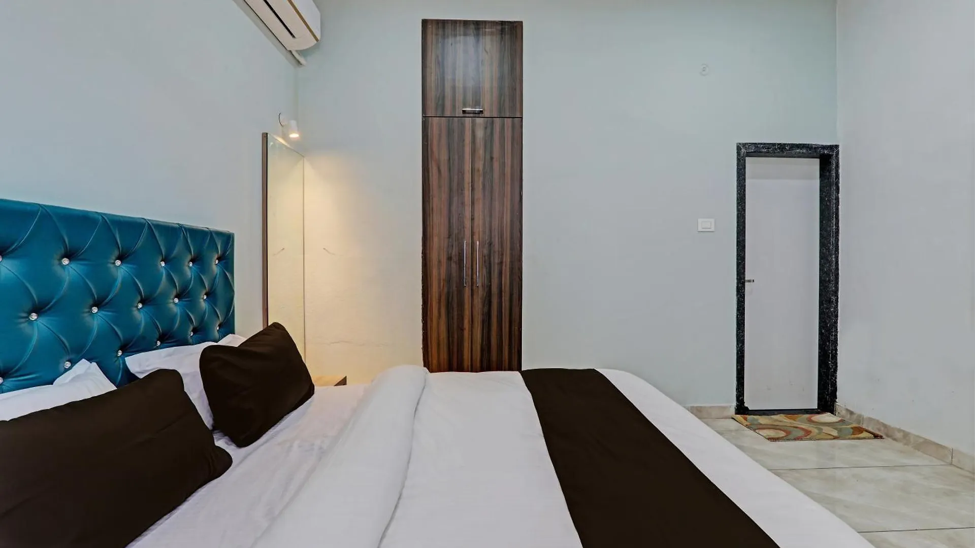 **** Hotel Collection O Maharaja Resort Waranasi Indie